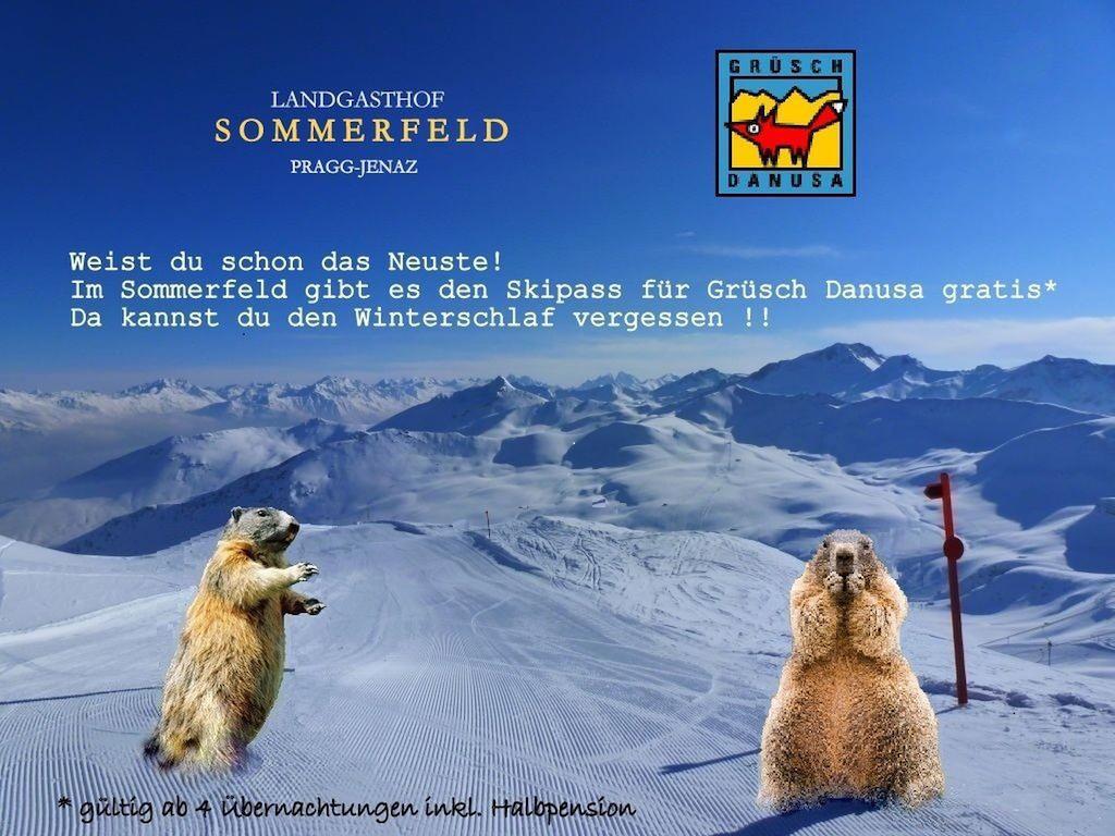 Landgasthof Sommerfeld Pragg-Jenaz Exterior foto